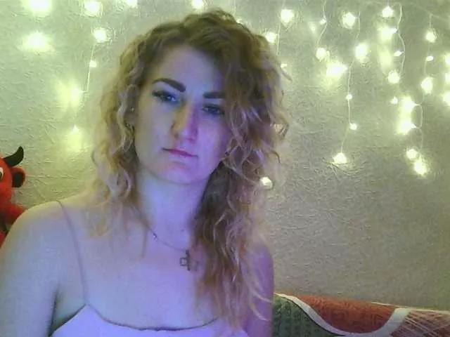 ButtercupxSaw on BongaCams 