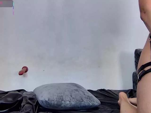 Catanadog on BongaCams 