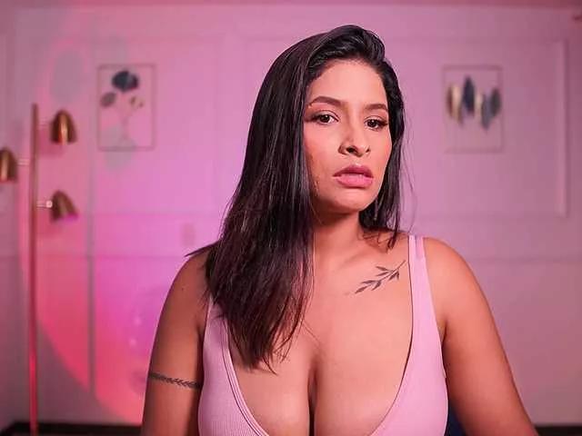 ChannelBrown on BongaCams 