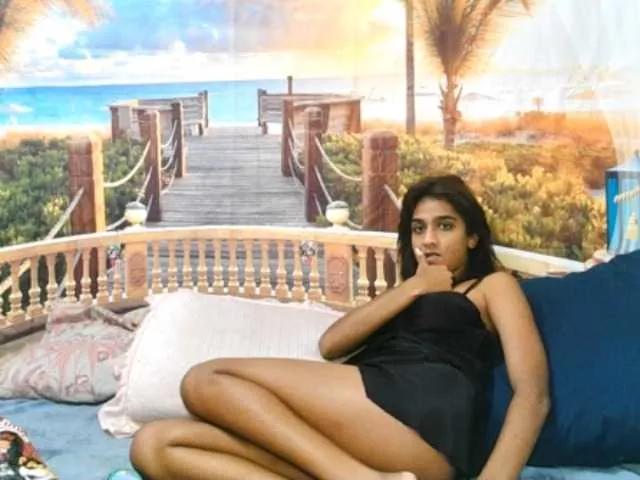 cherryindian4u on BongaCams 