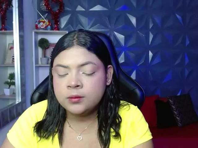chloe-ebony on BongaCams 