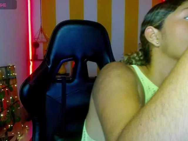 cristalwar on BongaCams 