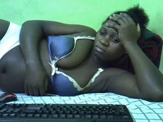 Freechat CUTE-LIZ on BongaCams