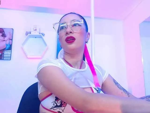 Offline Dagny-hot on BongaCams