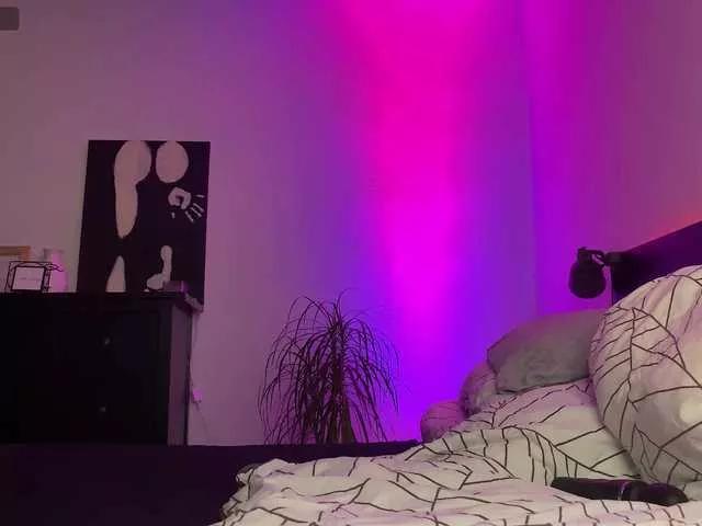 Offline dalmatian-girl on BongaCams