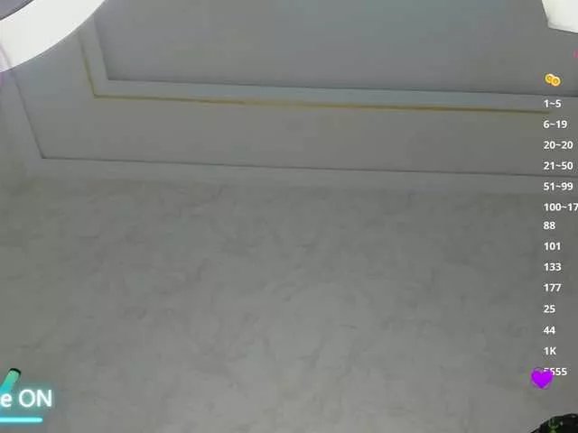 Offline Danikamoon on BongaCams