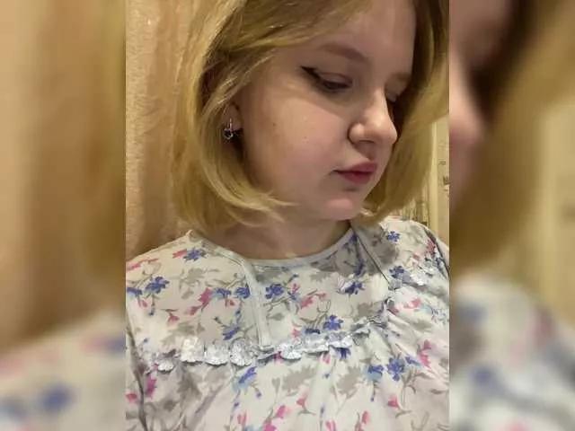 Denichka14 on BongaCams 
