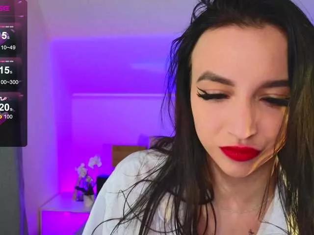 Dianabrowna on BongaCams 