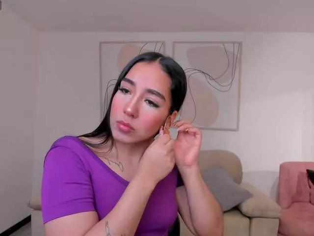 DianeSpencer on BongaCams 