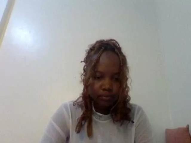 Dollydee on BongaCams