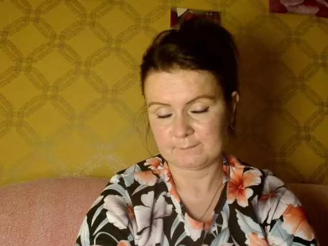 DoreenAlone on BongaCams 