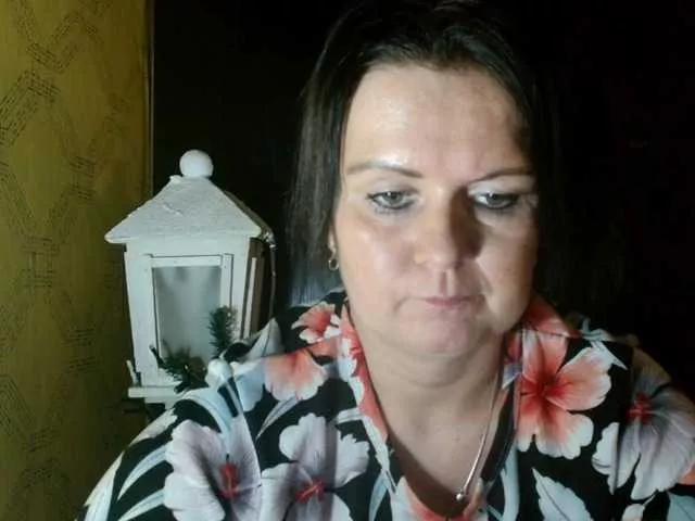 DoreenAlone on BongaCams 