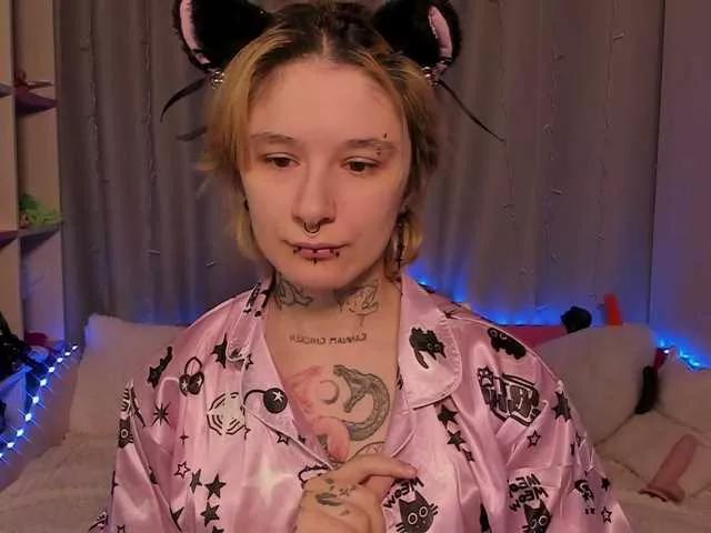 Dreamy-Snake on BongaCams 
