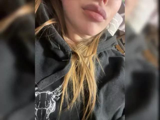 Ds1002 on BongaCams 