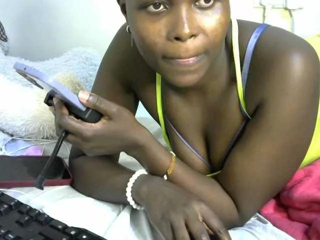 Ebonysonya2 on BongaCams