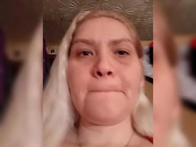 Eileen-Milly on BongaCams