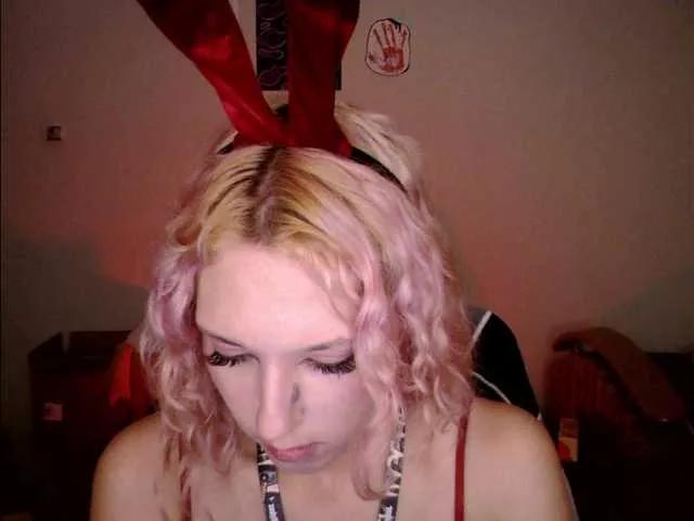 Elarika on BongaCams 