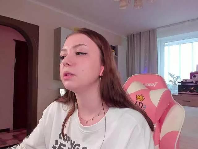 EliseJay on BongaCams 