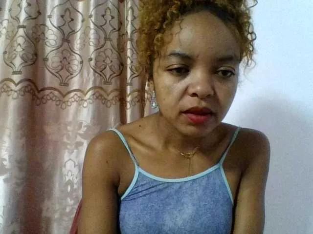 ELODIE12 on BongaCams 