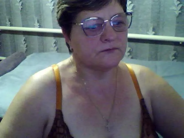 ElzaJewel — Hey guys!:) Goal- #Dance #hot #pvt #c2c #fetish #feet #roleplay Tip to add at friendlist and for requests!