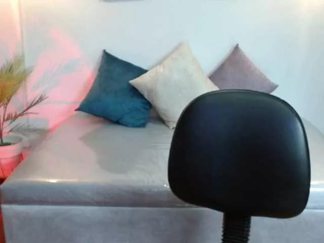 emilylx on BongaCams 