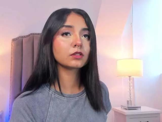 Emma-Torres1 on BongaCams 