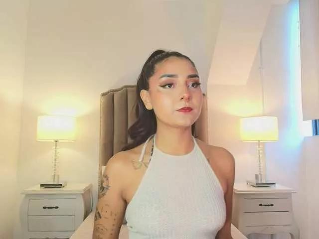 Emma-Torres1 on BongaCams 