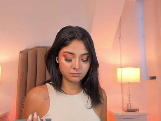 Emma-Torres1 on BongaCams 