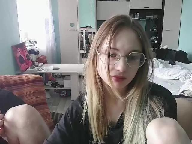 emolina on BongaCams 