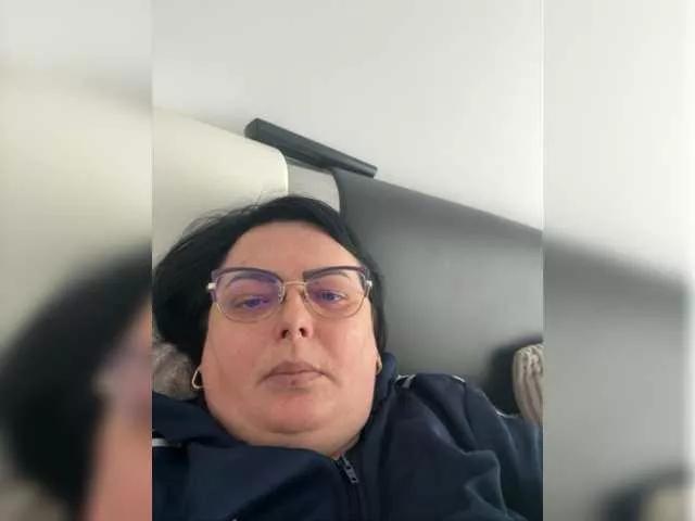 Emyllywhite on BongaCams 