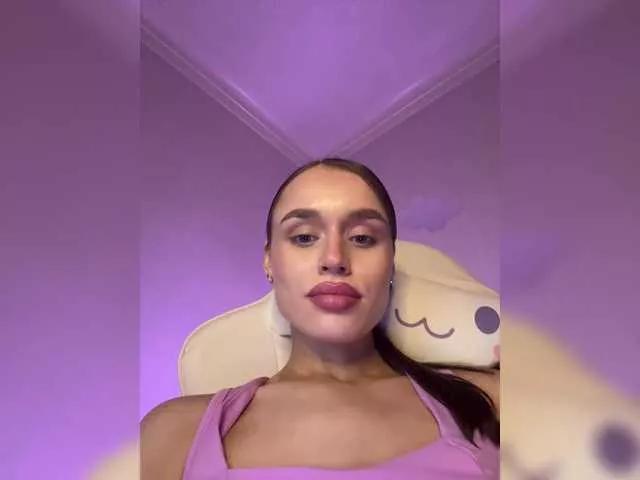 Freechat Enchantix on BongaCams