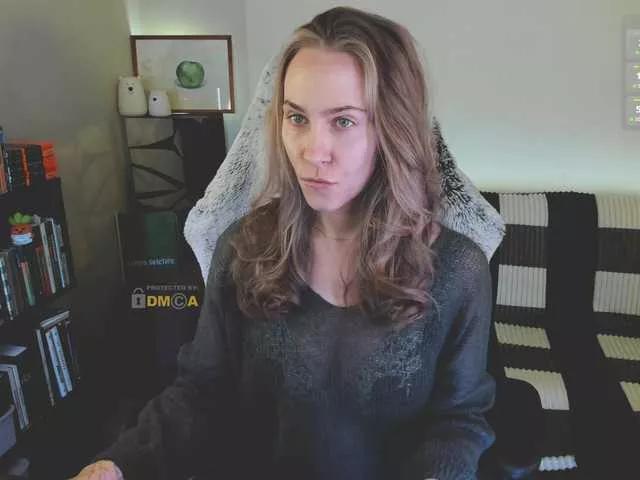 eva-adamova on BongaCams 