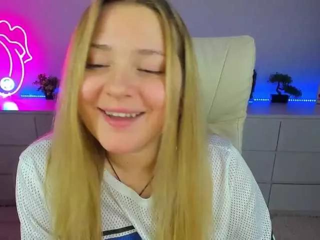 EvaWhite18 on BongaCams 