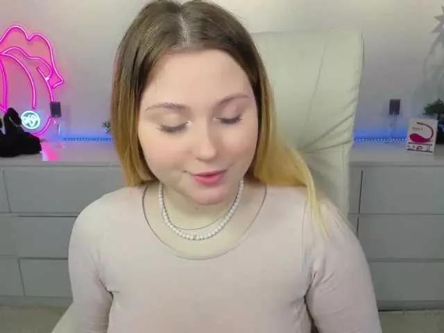 EvaWhite18 on BongaCams 