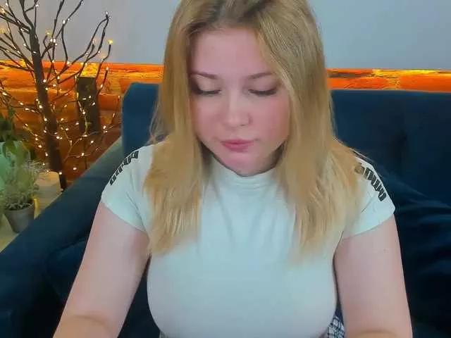 EvaWhite18 on BongaCams 