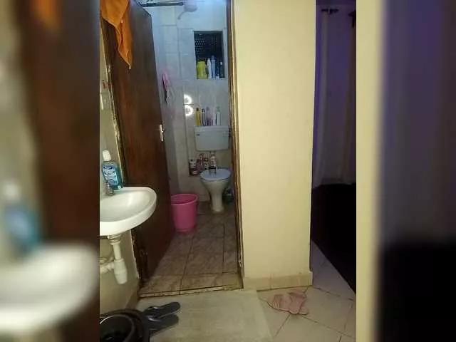 Freechat exlovergal on BongaCams