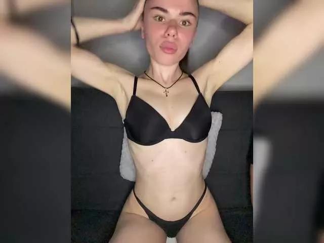 Gummy-Bears on BongaCams 