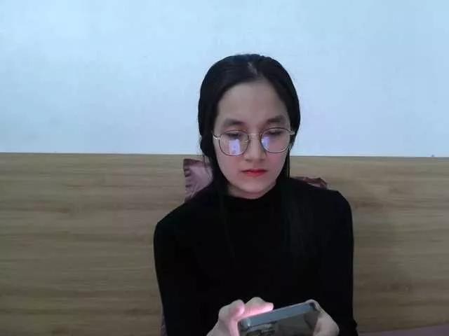 Hana099 on BongaCams 