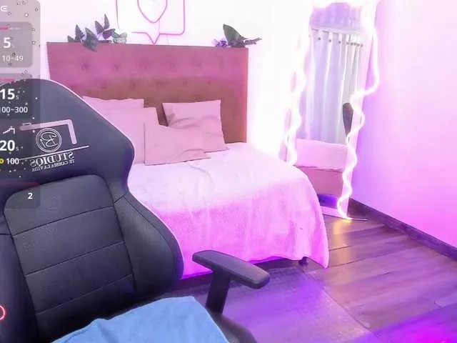 Offline HANNI-TAY on BongaCams