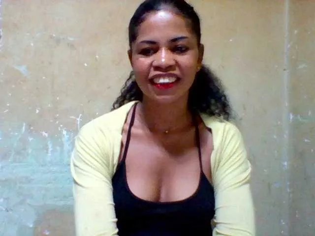 Offline Hanta11 on BongaCams