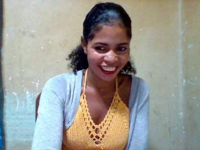 Offline Hanta11 on BongaCams