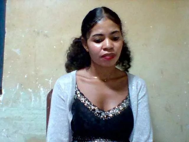 Offline Hanta11 on BongaCams