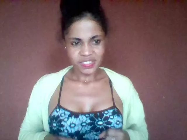 Offline Hanta11 on BongaCams