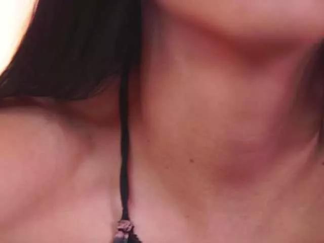 HaylieMilf on BongaCams 
