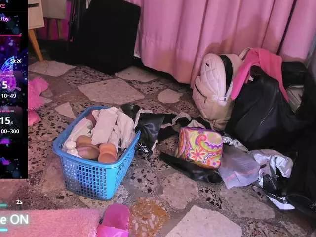 hellenbunnyx on BongaCams 