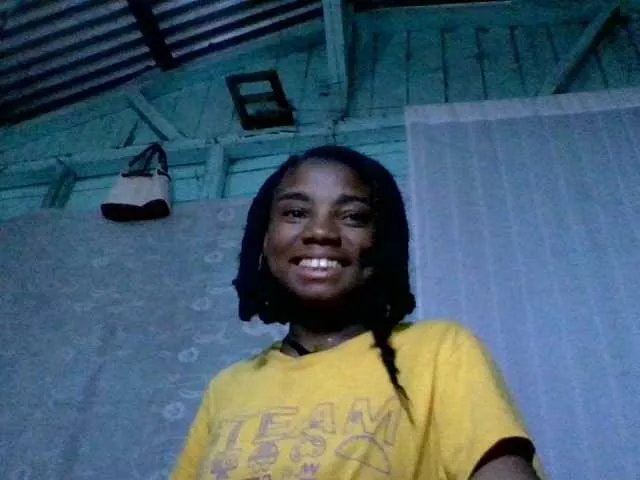 Freechat Hemreyi on BongaCams