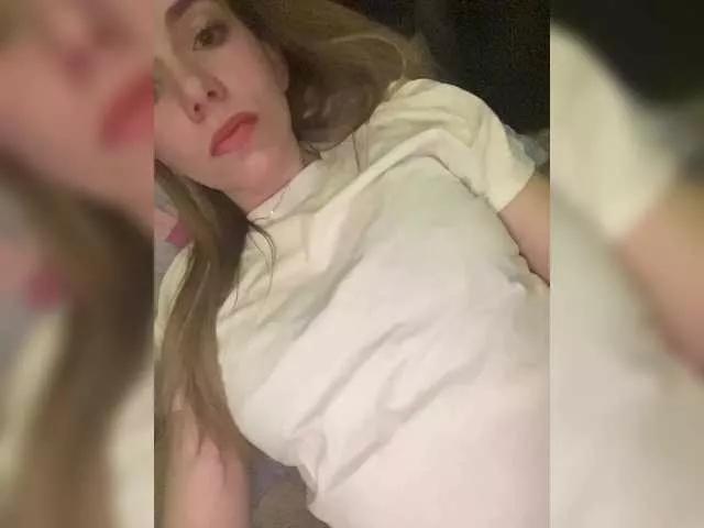 Hmura24 on BongaCams 