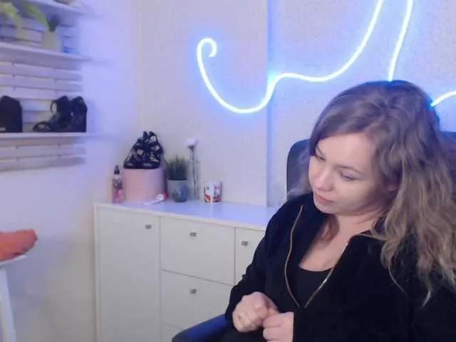 hollyBB on BongaCams 