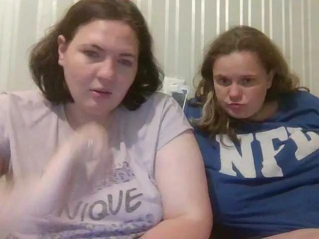 HollyXEva on BongaCams