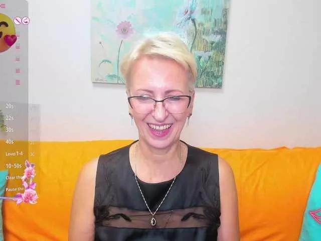 Offline iamyourdream89 on BongaCams